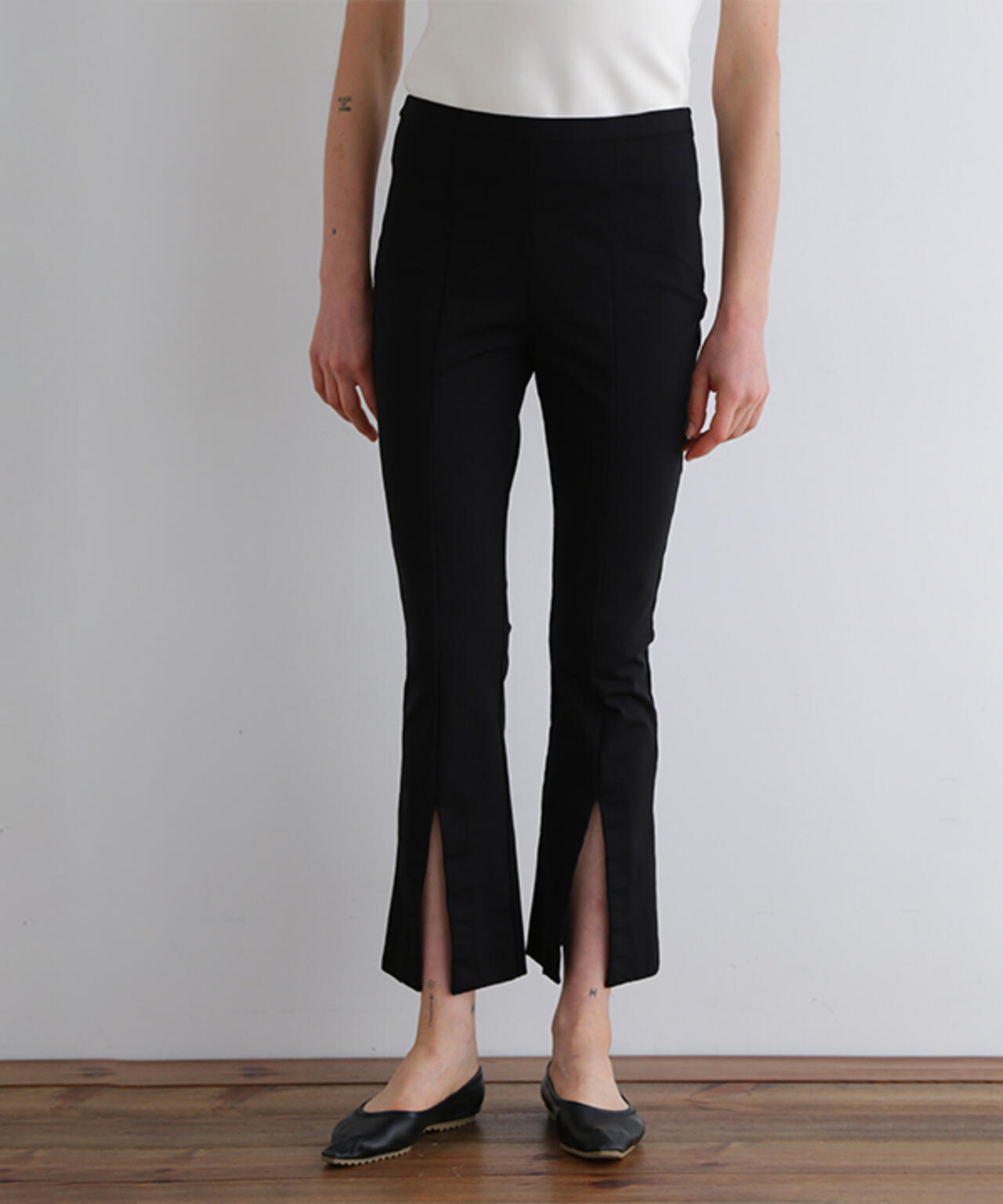 ハイストレッチフロントスリットパンツ | LE PHIL（ル フィル