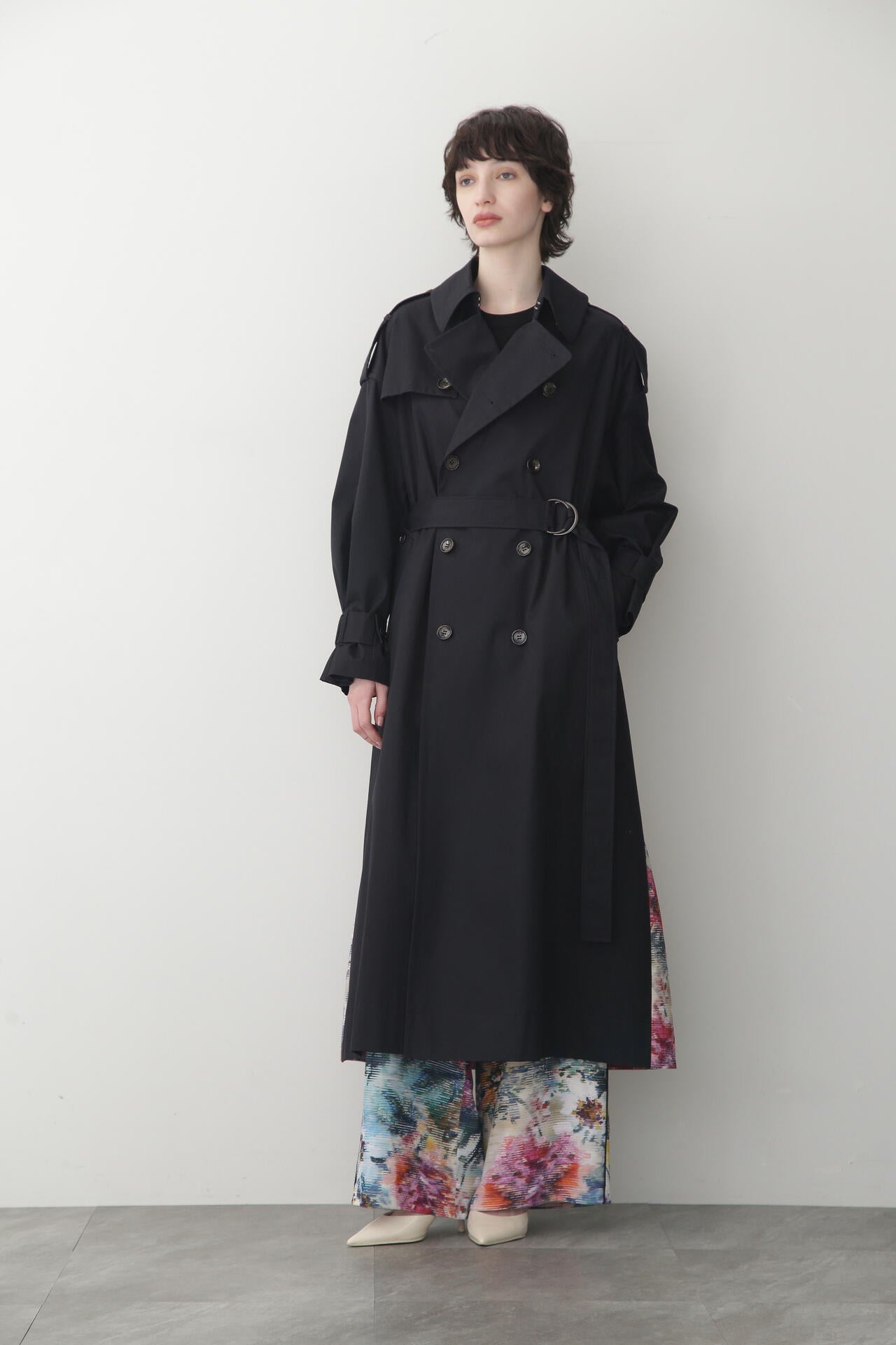 Back Printed Trench Coat | STUMBLY（スタンブリー） ｜【公式】通販