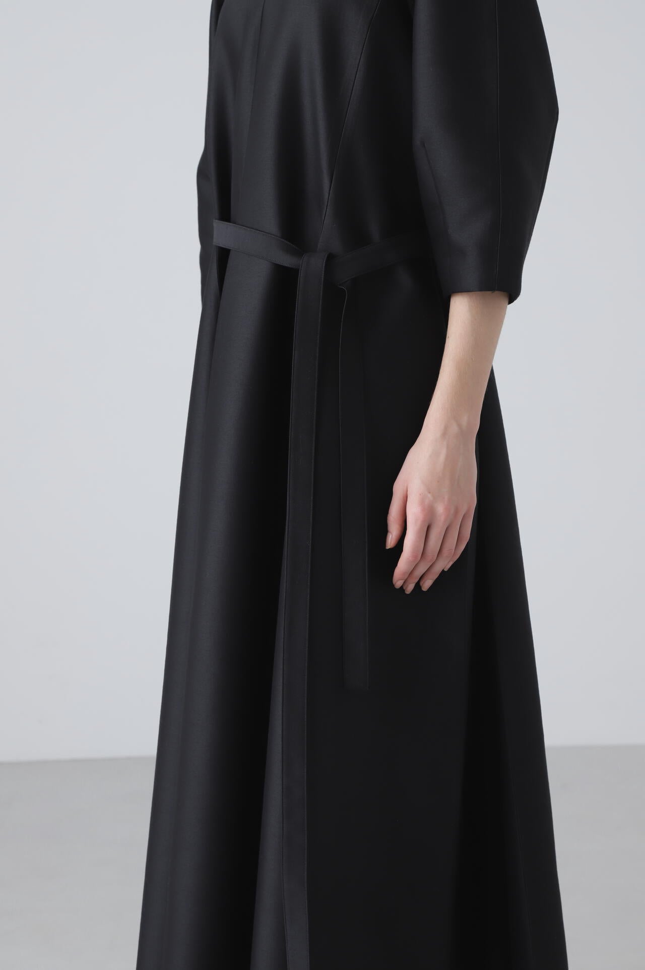 ウールシルクダブルクロスワンピース | ADORE（アドーア） ｜【公式