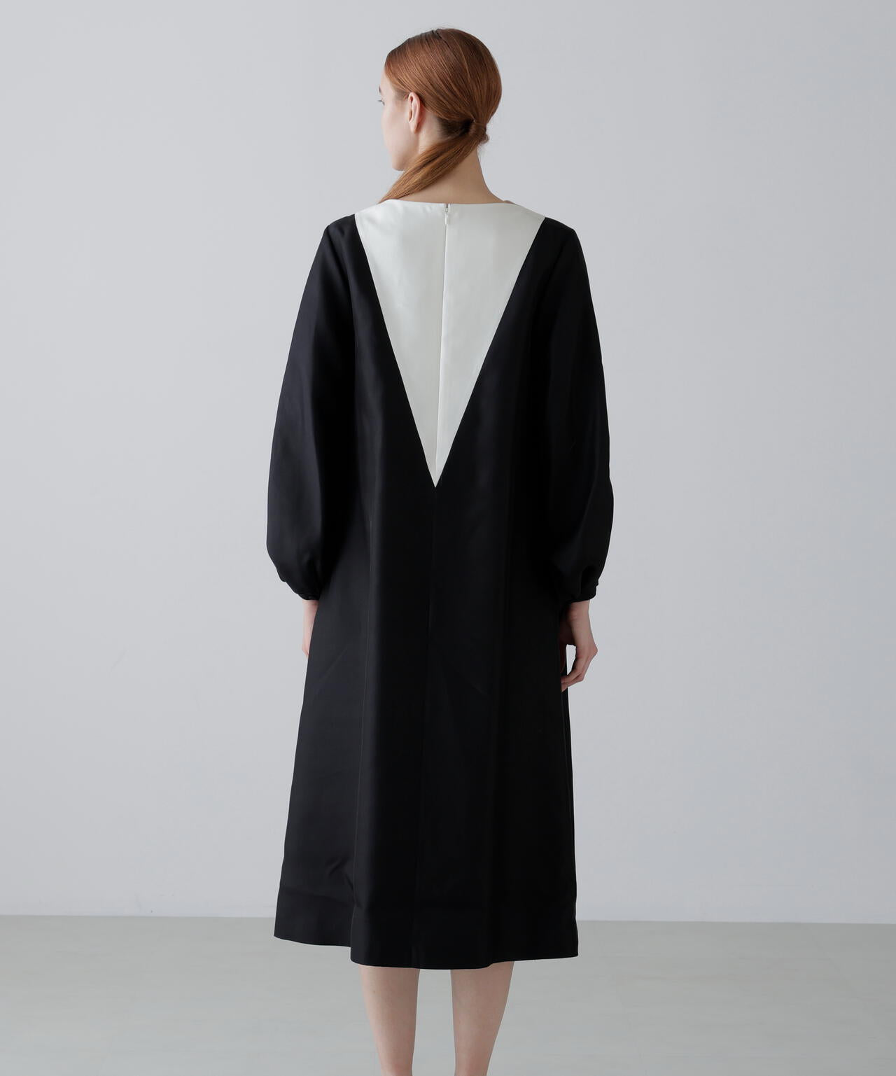 BLACK LABEL＞シルクダブルクロスワンピース | ADORE（アドーア