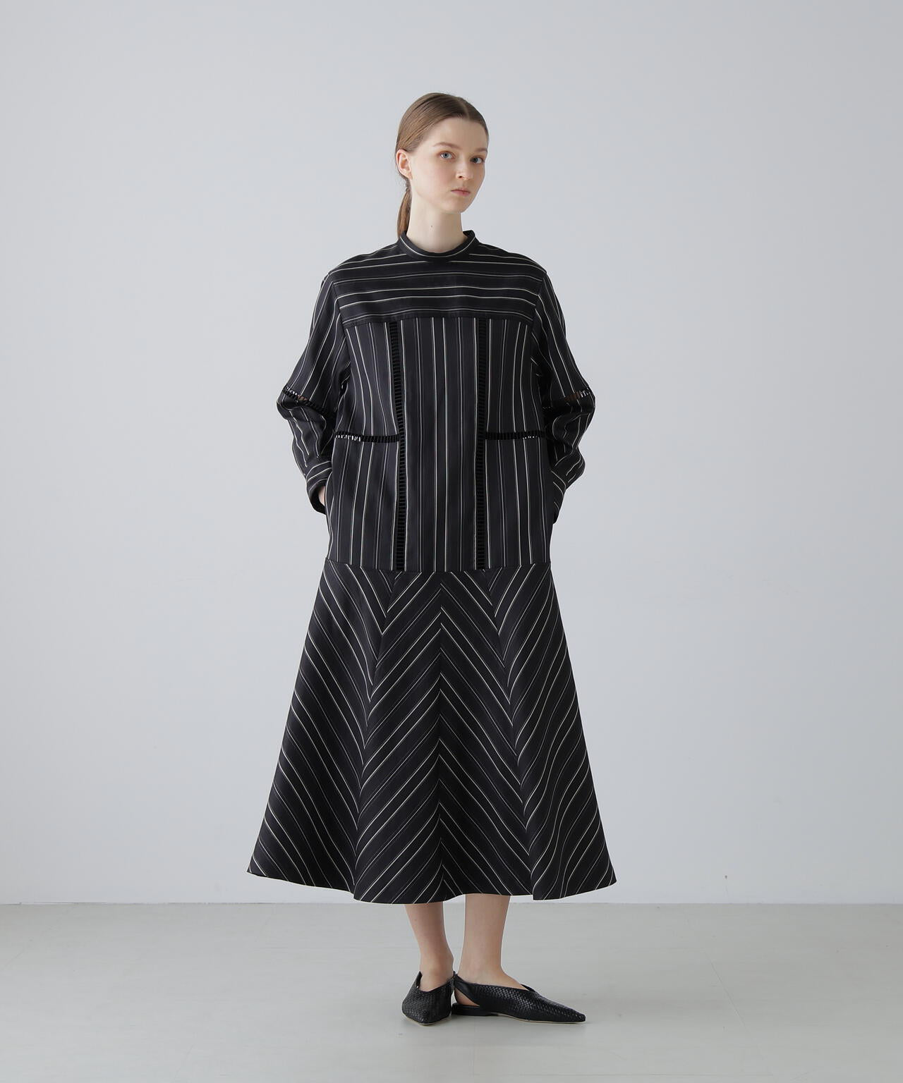 マルチストライプジャガードワンピース | ADORE（アドーア） ｜【公式