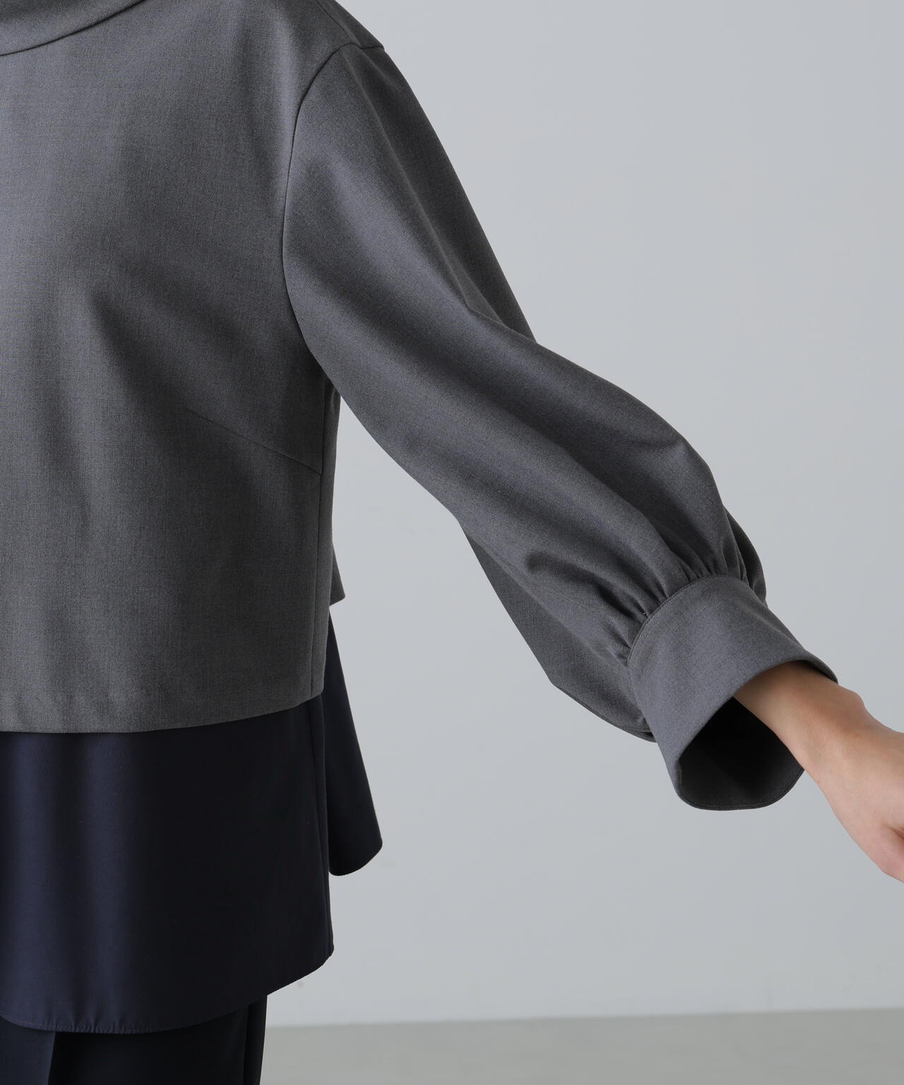 レイヤードカラーブラウス | ADORE（アドーア） ｜【公式】通販mix