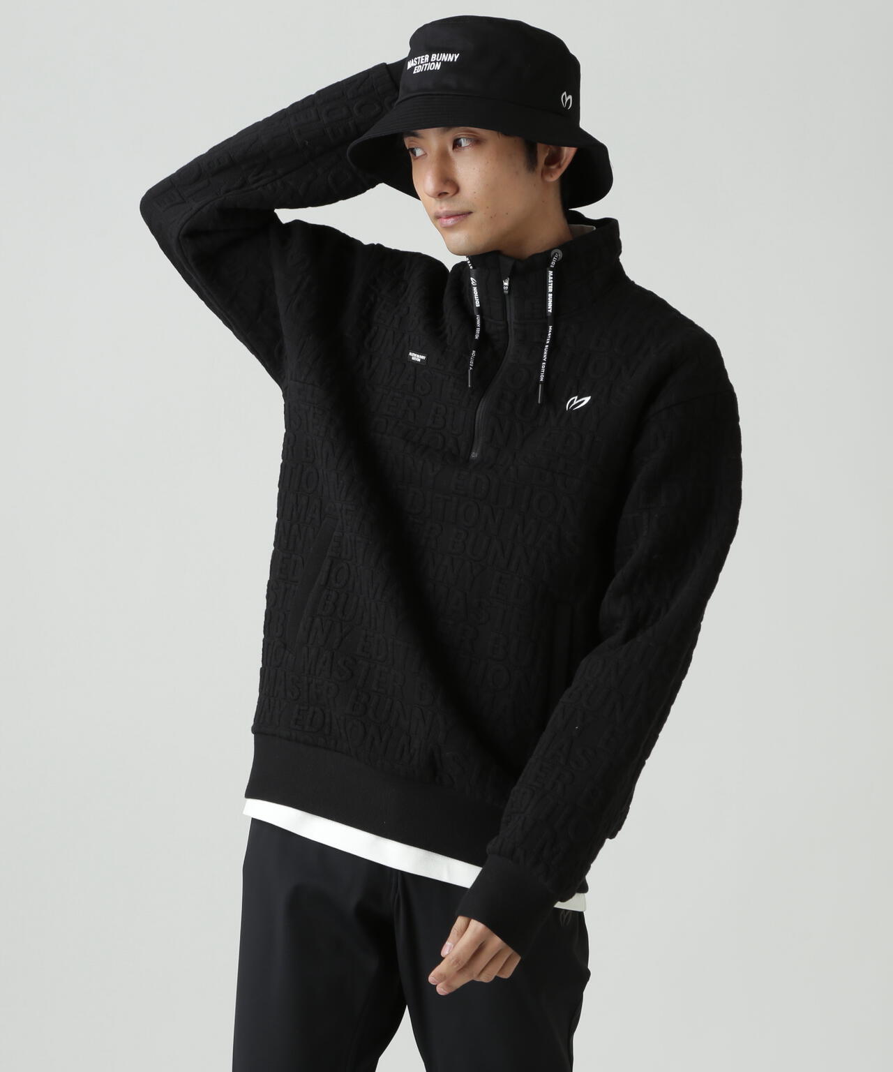 ロゴキルトジャガードハーフジップアップ | MASTER BUNNY EDITION