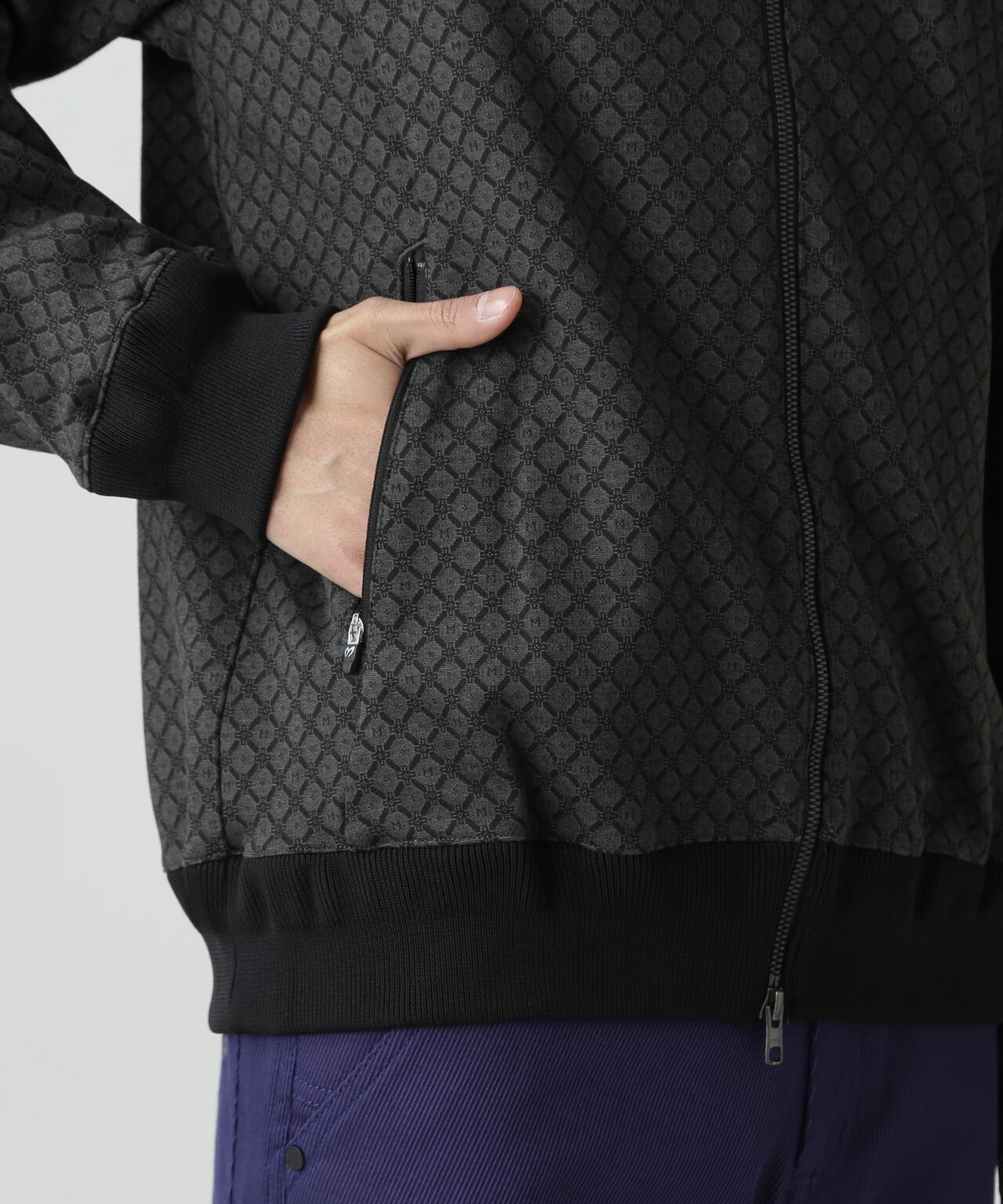 小紋ジャガードジップアップカットブルゾン | MASTER BUNNY EDITION