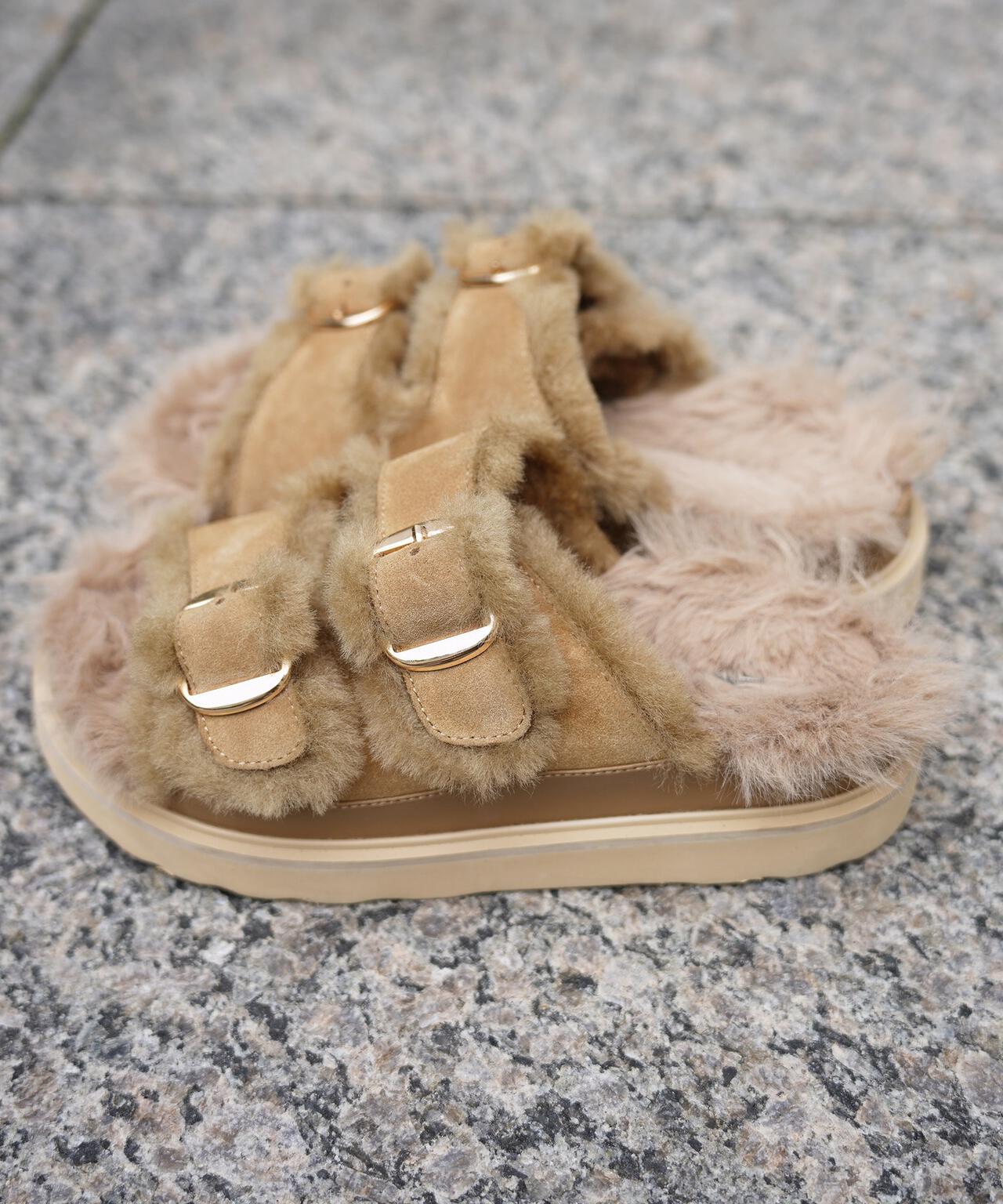 MOHI(モヒ) ファーサンダル | B'2nd（ビーセカンド） ｜【公式】通販