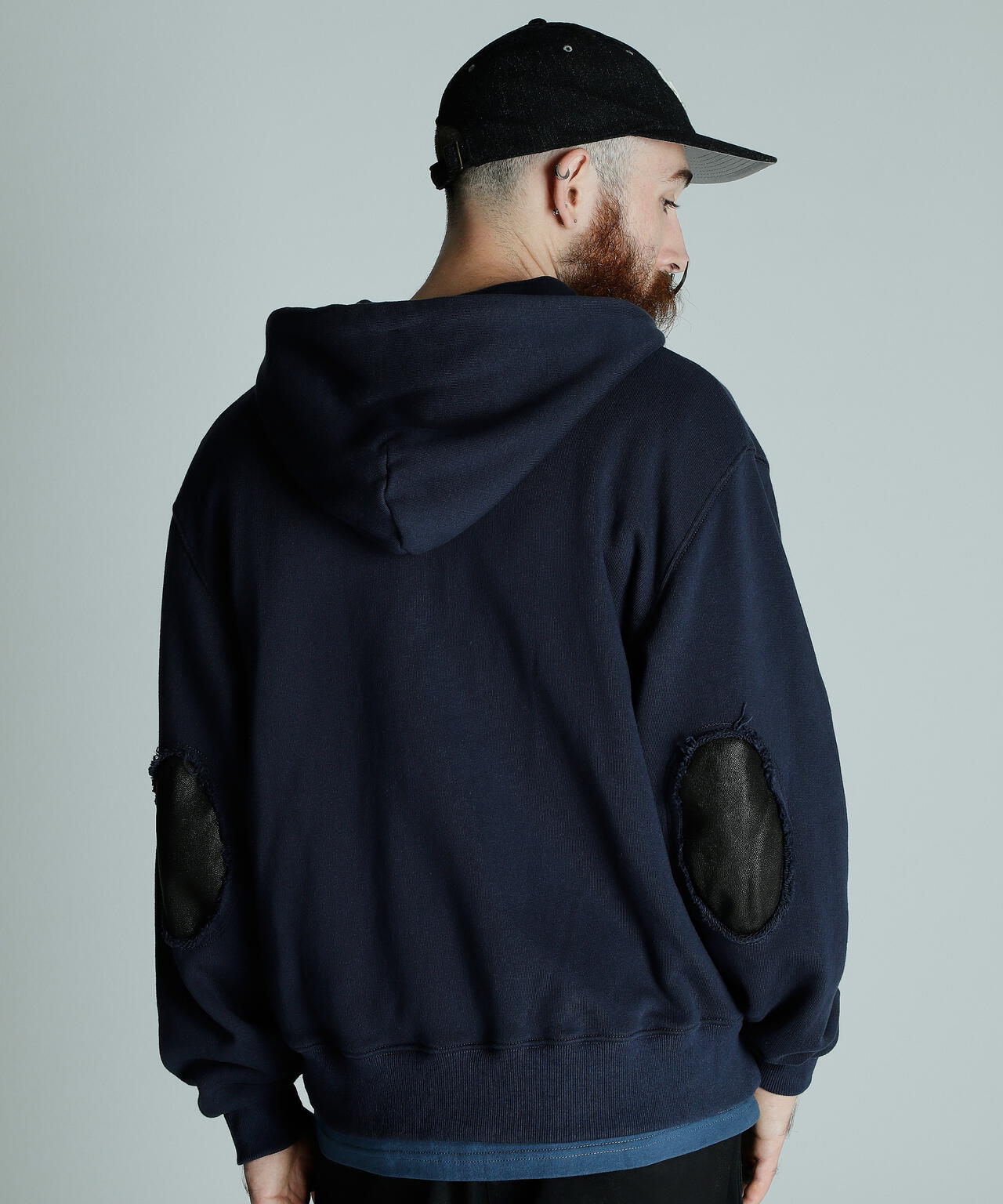LEATHER ELBOW PATCH ZIP HOODED SWEAT/レザー エルボーパッチ ジップ