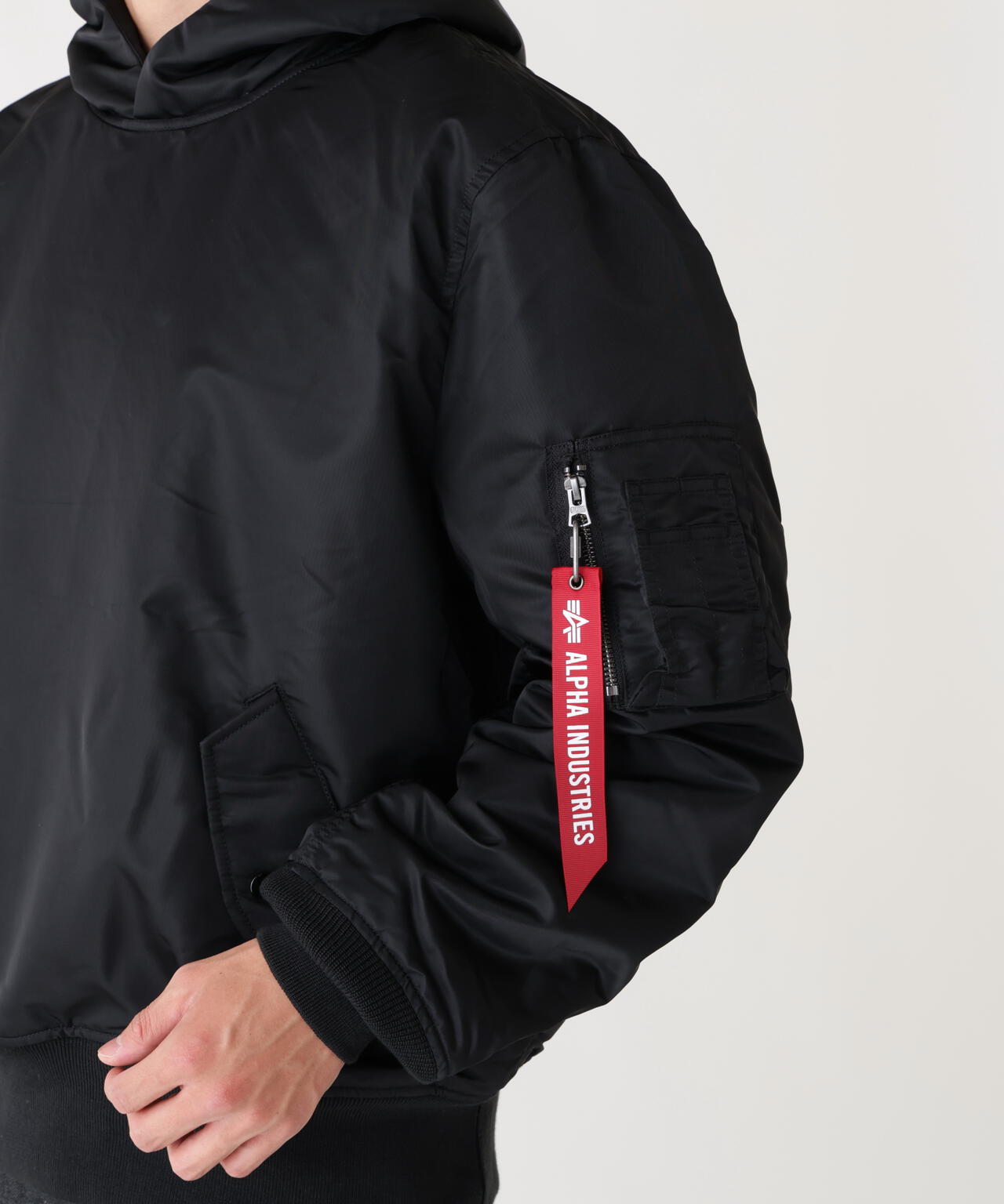 PULL-OVER HOODED MA-1 | Alpha Industries（アルファ