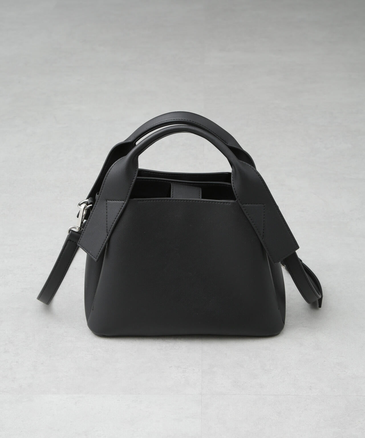 WEB限定/アウトハンドルデザイントートバッグ | NANO universe（ナノ