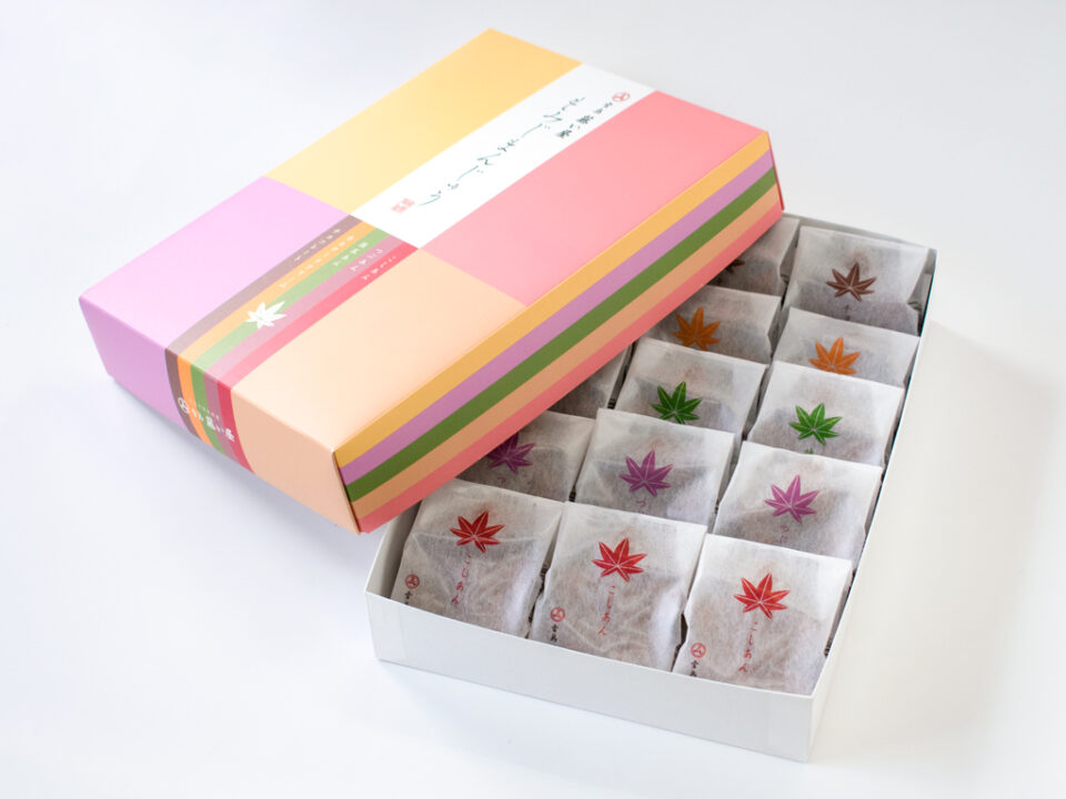 藤い屋 もみじまんじゅう 5種詰合せ 15個入 | 瀬戸内・広島おみやげガイド