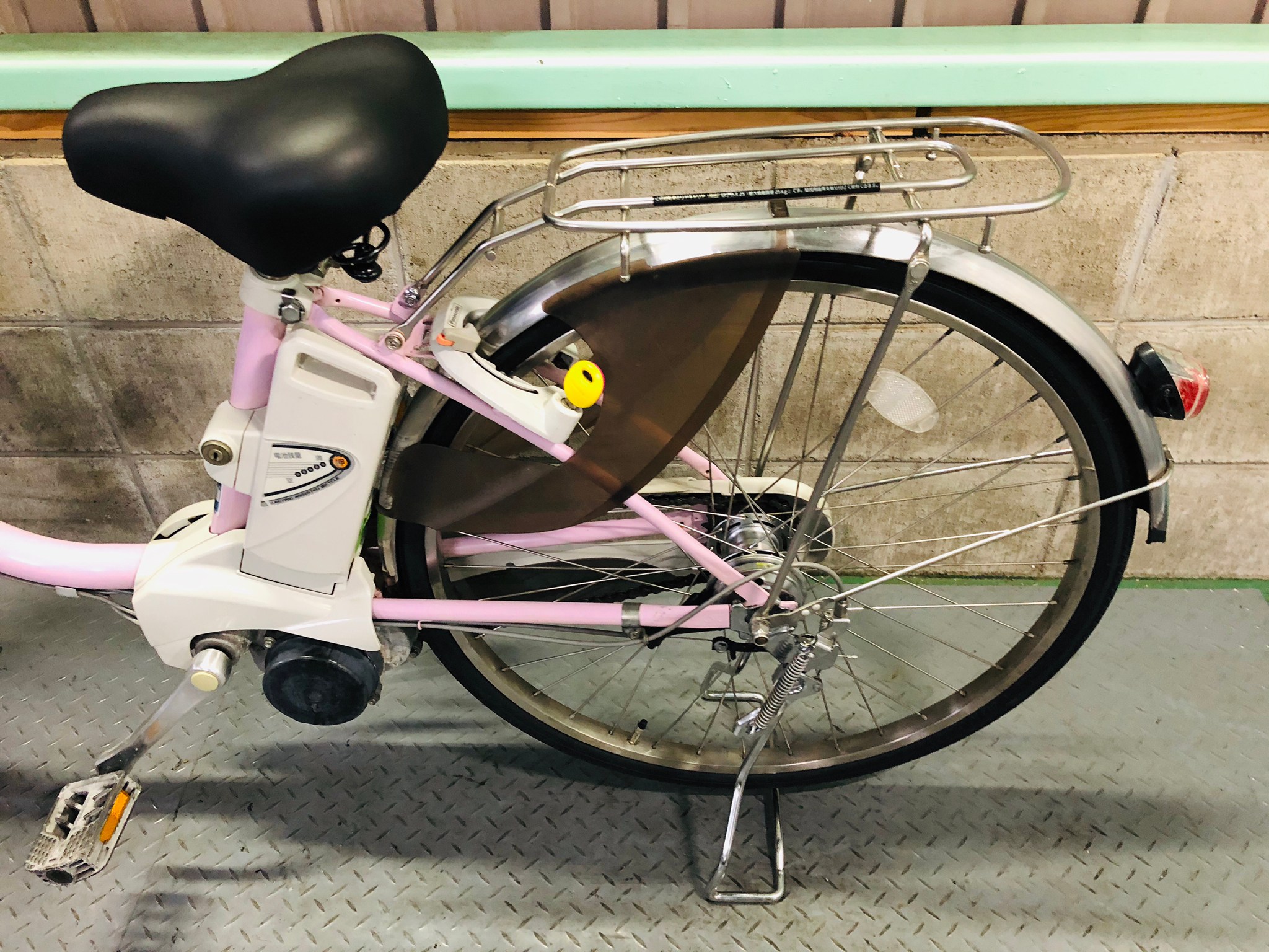 SOLD OUT】電動自転車 パナソニック VIVI DX 26インチ 8.9Ah タイヤ