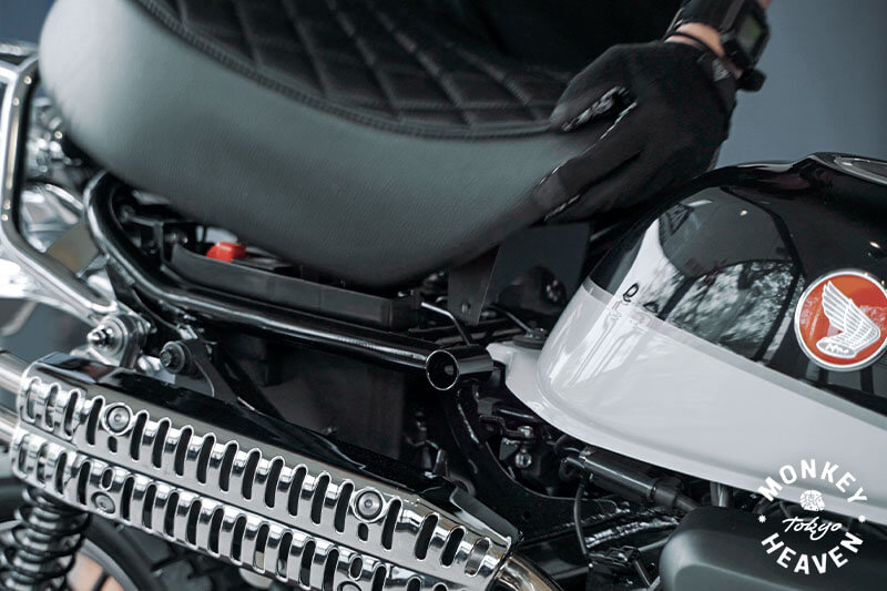 解説】モンキー125のガソリンタンク取り外し・交換手順まとめ - MONKEY