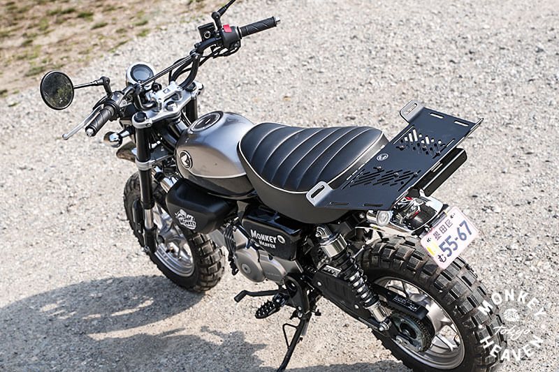 キャンプにも最適！モンキー125に15kg積載リアキャリア取り付け【R