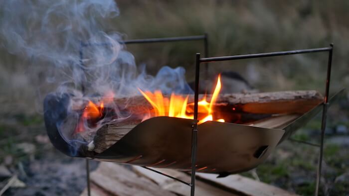 大人気な焚き火台をレビュー！ピコグリル398の魅力と注意点｜モノレビュ