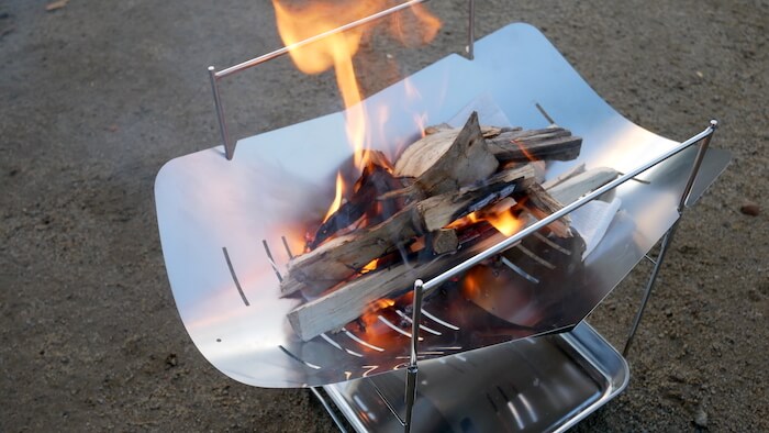 大人気な焚き火台をレビュー！ピコグリル398の魅力と注意点｜モノレビュ