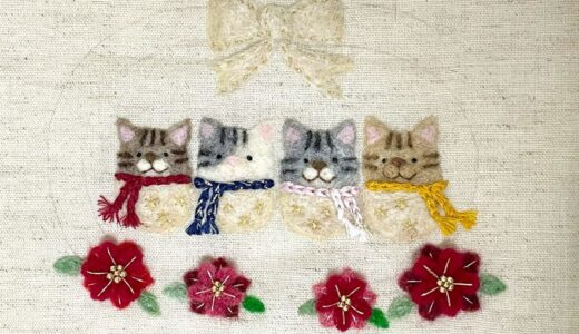 羊毛フェルトで作る立体的なポインセチアの刺繍【クリスマスの額飾り