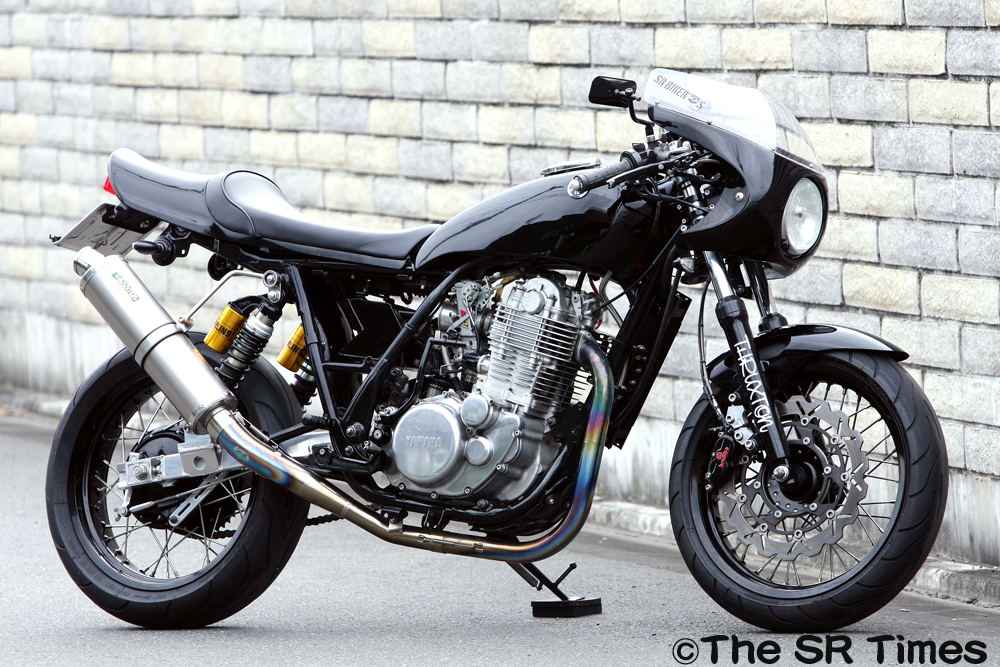 BIKE GARAGE THRUXTON／YAMAHA SR400／No.002 | モトタイムズ MOTO TIMES