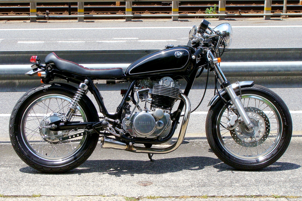 Chuck Box／YAMAHA SR400／No.129【再掲載】 | モトタイムズ MOTO TIMES