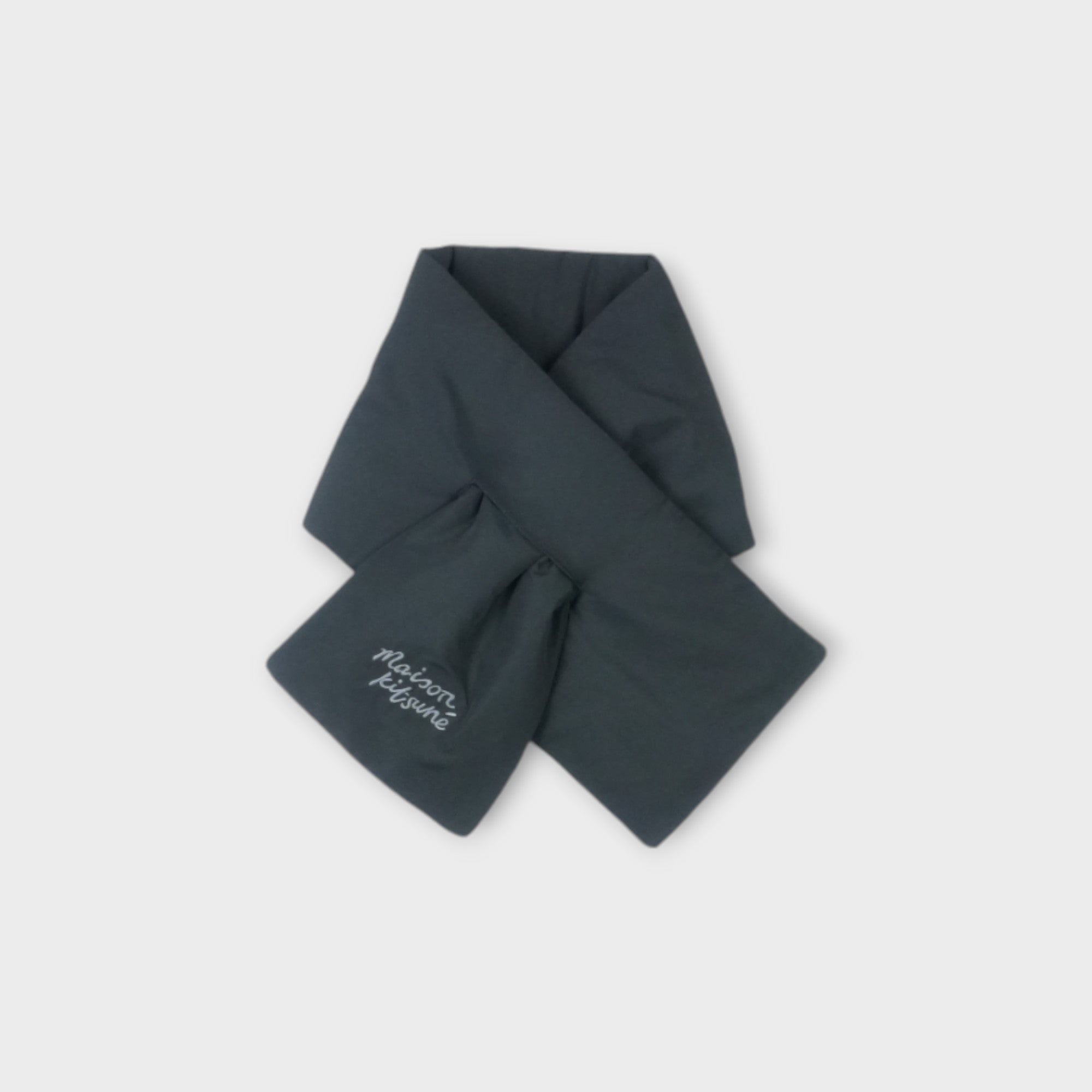 MAISON KITSUNÉ PUFFER SCARF – mou by ACROPOLIS
