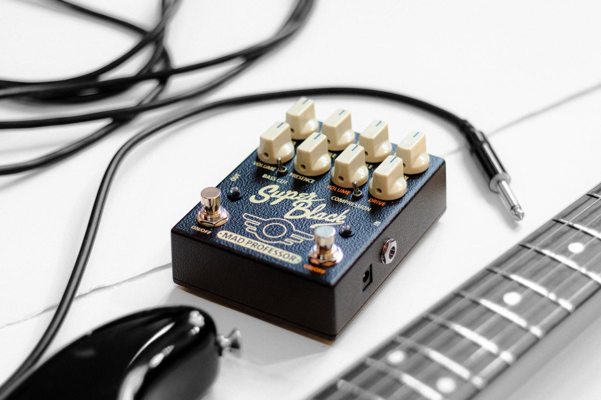 Super Black Pedal | Mad Professor Amplification