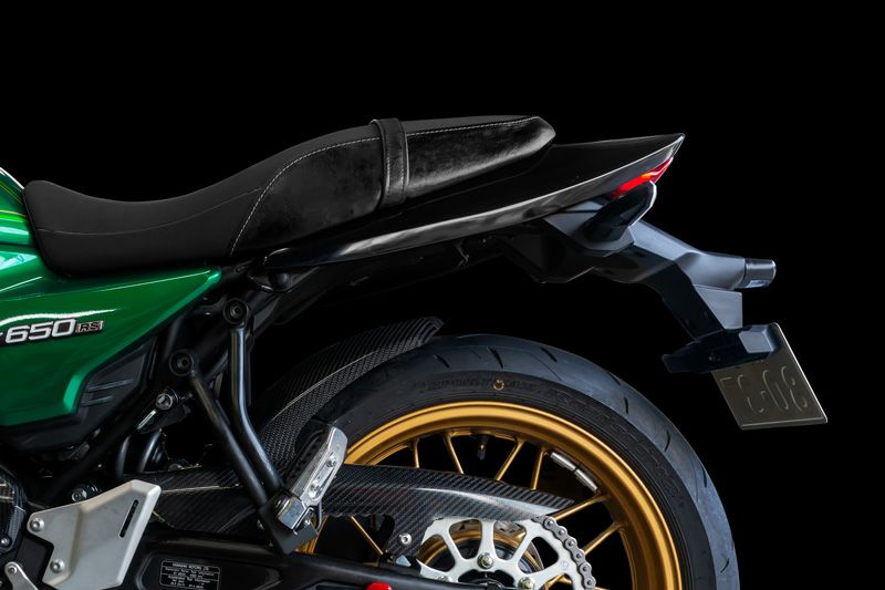Z650RS ロングテールカウル メタリックマットカーボングレー ARCHI