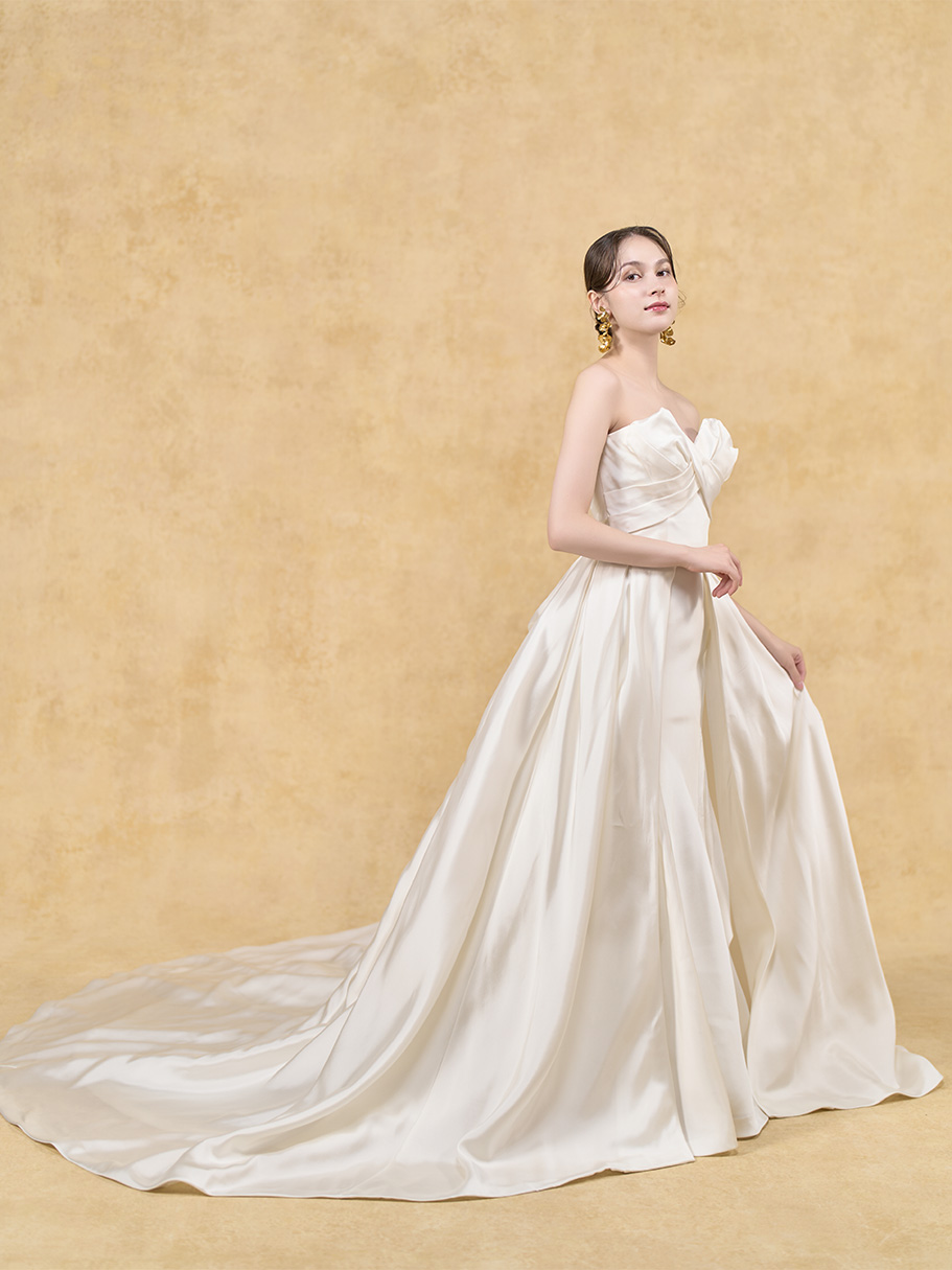 Santa Felice（サンタフェリーチェ）｜ウエディングドレス・カラー