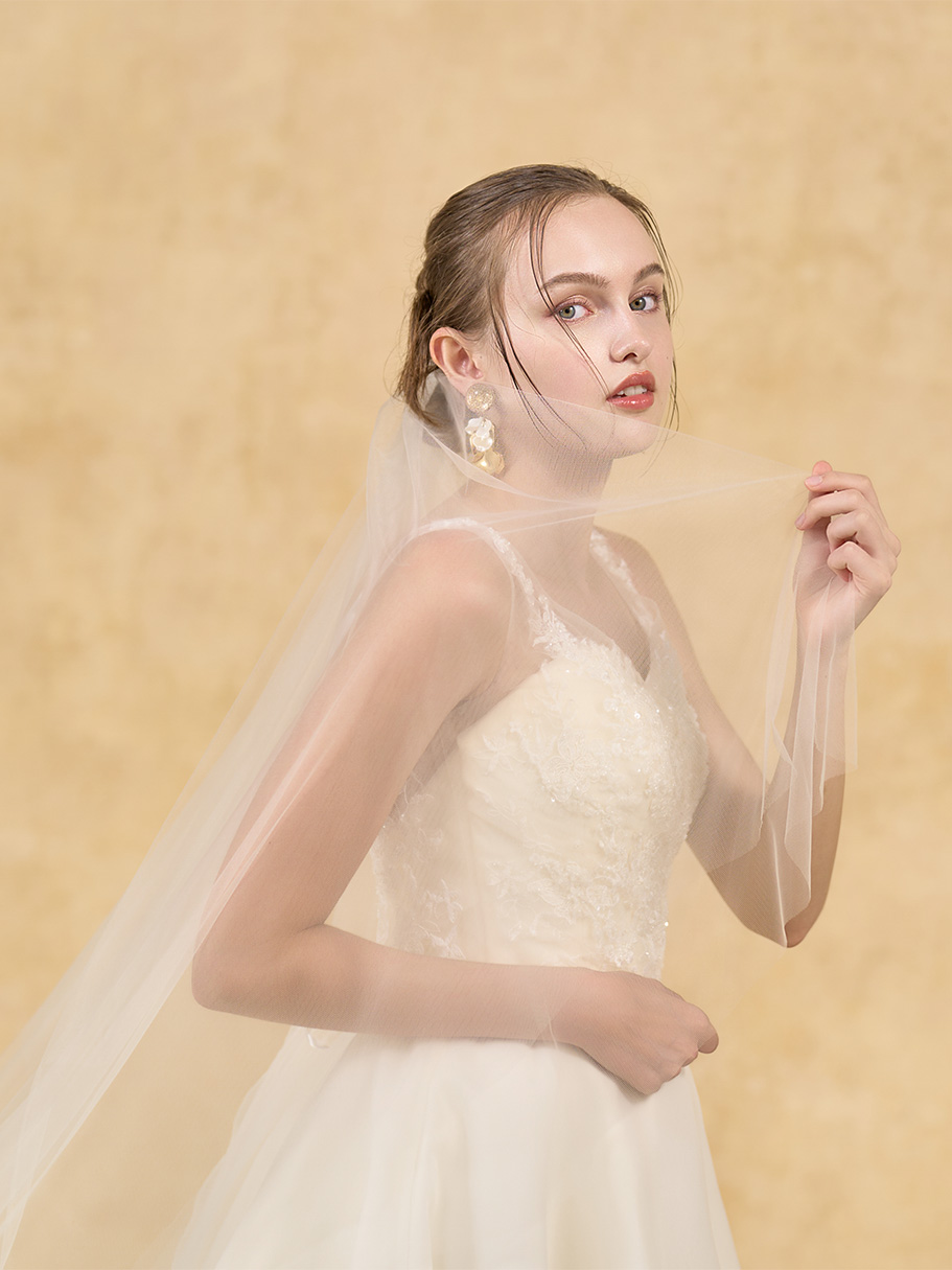 Santa Felice（サンタフェリーチェ）｜ウエディングドレス・カラー