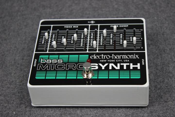 Electro-Harmonix Bass Micro Synthesizer