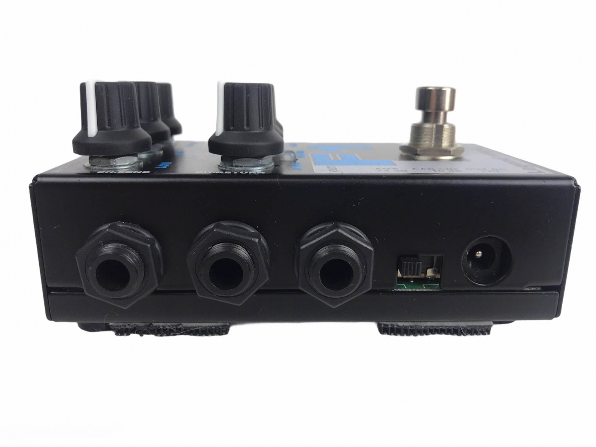 Гитарный предусилитель AMT Electronics F1