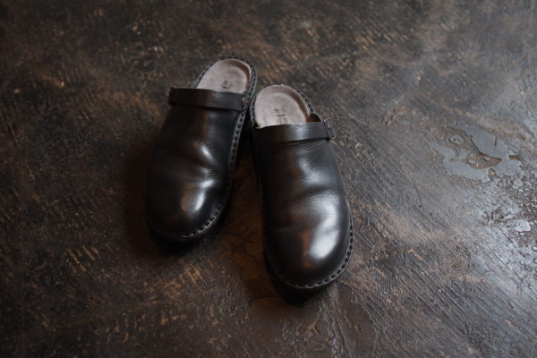 How old? -Black- | NAOT ナオトジャパンオフィシャルサイト