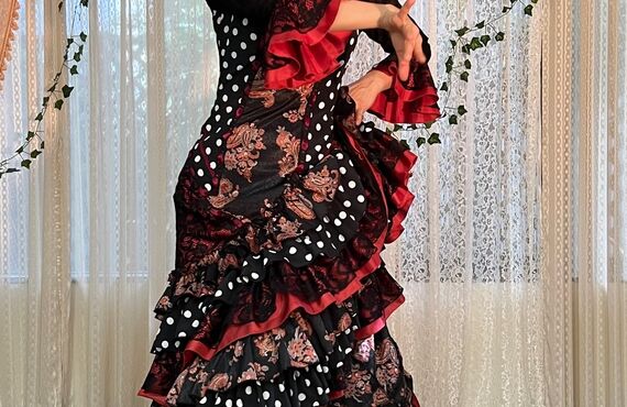 東京】ソレアレスにぴったりの男性用フラメンコ衣装のオーダーメイド