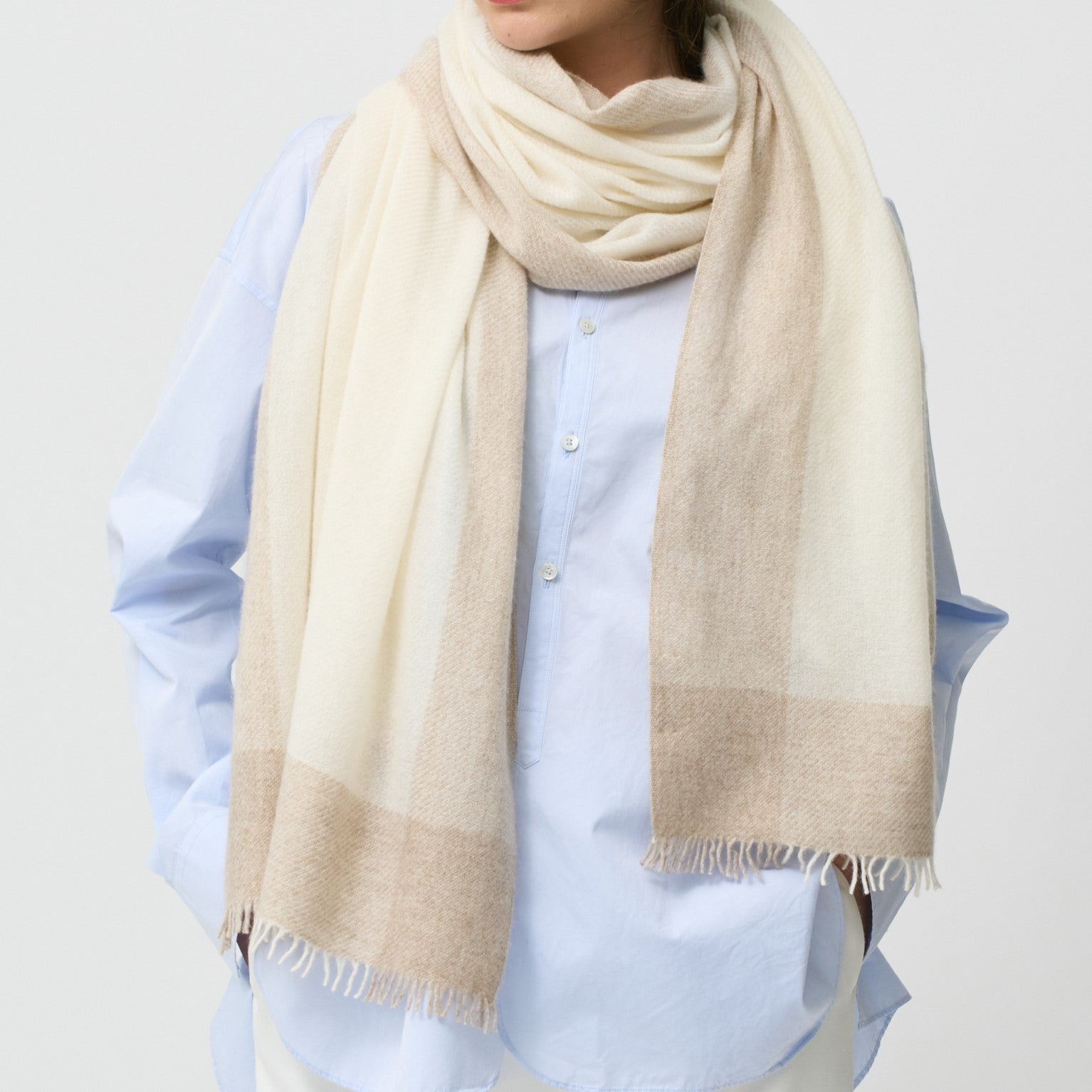 baby cashmere fulled soft stole(ベビーカシミヤソフト糸縮絨ストール)