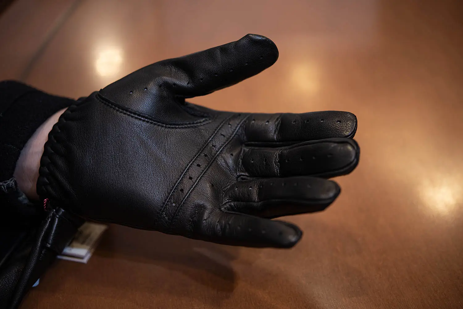 映画007劇中登場グローブ】デンツ 15-1007 ヘアシープ ブラック