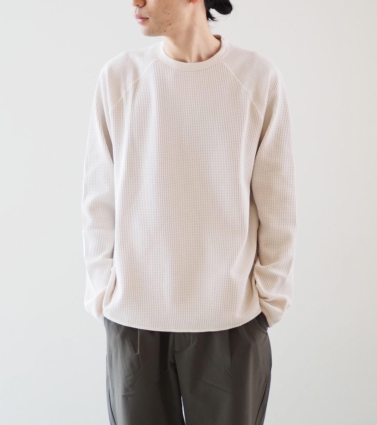 Goldwin ワッフルライトロングスリーブティーシャツ , Ivory – Navyblue