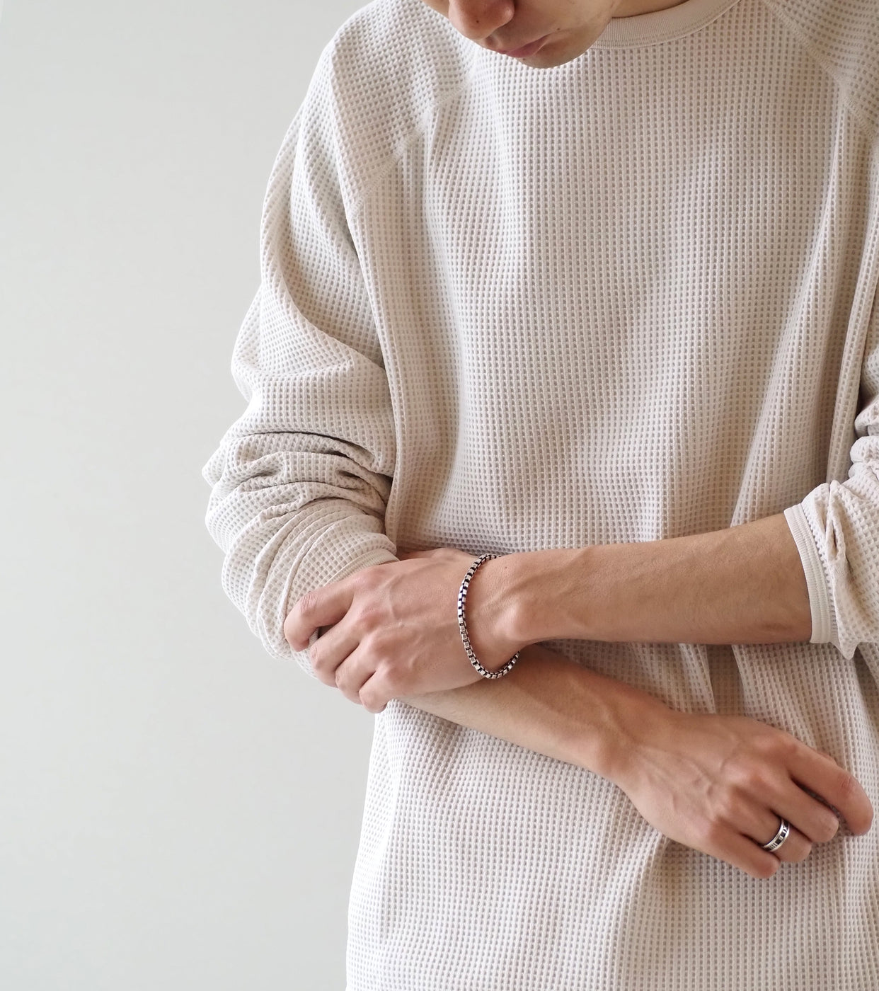 Goldwin ワッフルライトロングスリーブティーシャツ , Ivory – Navyblue