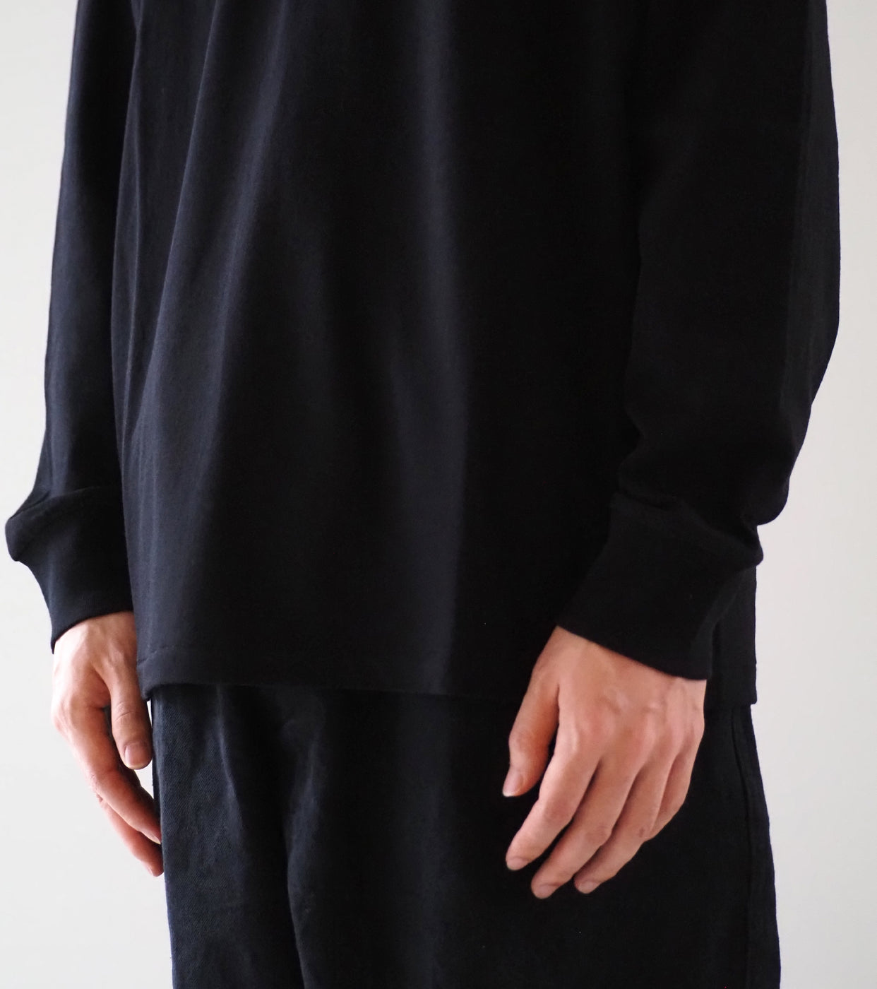 COMOLI コットン ジャージ 長袖 Tシャツ , Black – Navyblue