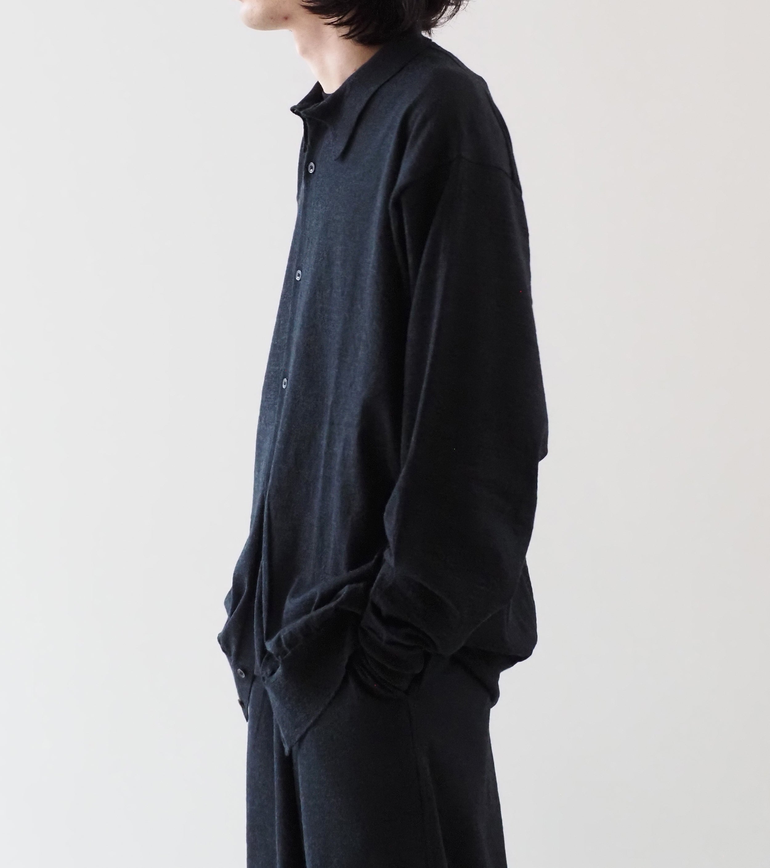 COMOLI Wool Collar Cardigan , Charcoal – Navyblue