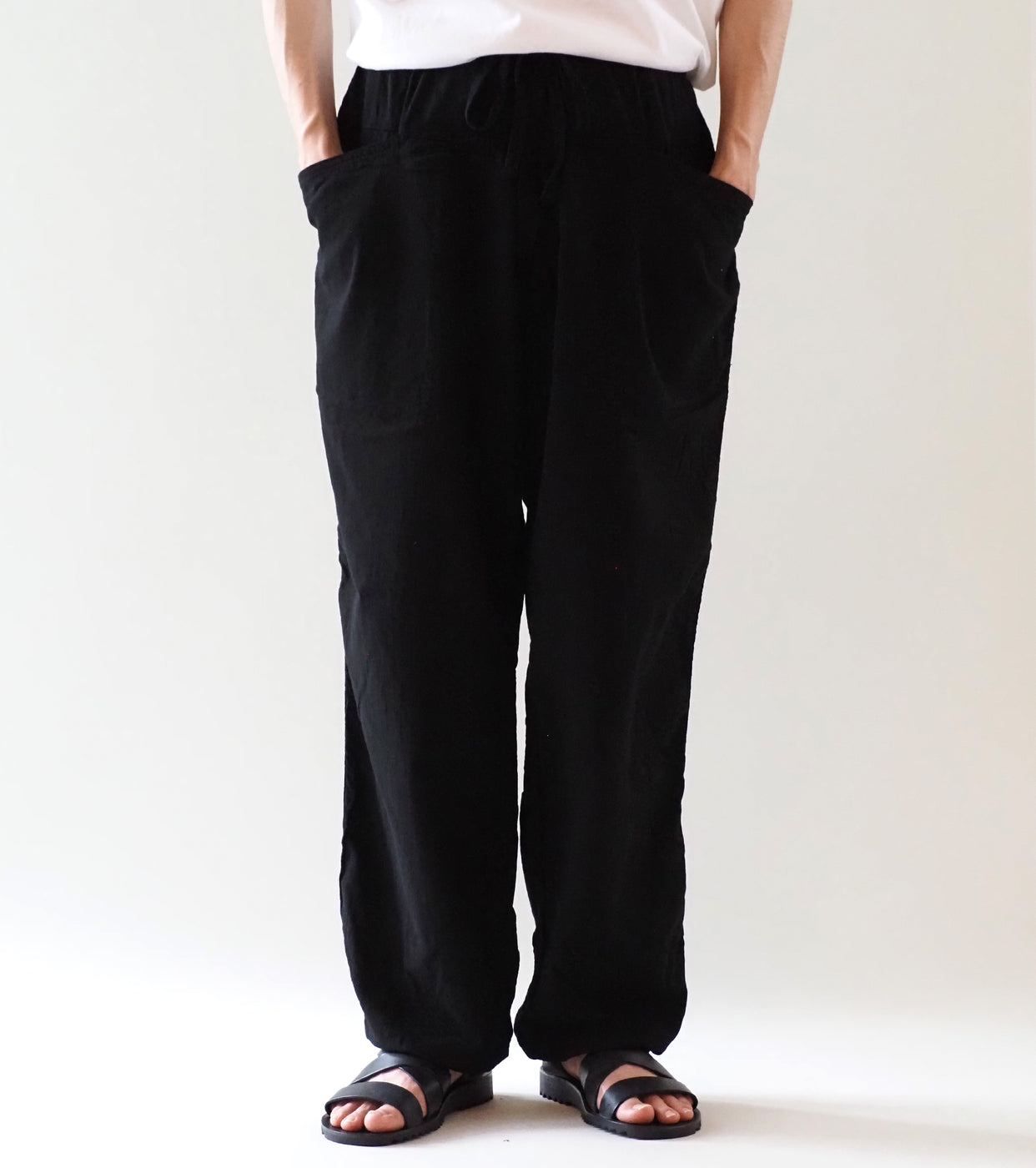 COMOLI オックス ドローストリング パンツ , Black – Navyblue