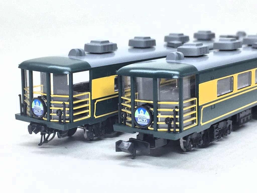 KATO Nゲージスターターセット E5系新幹線 「はやぶさ」 品番：10-002