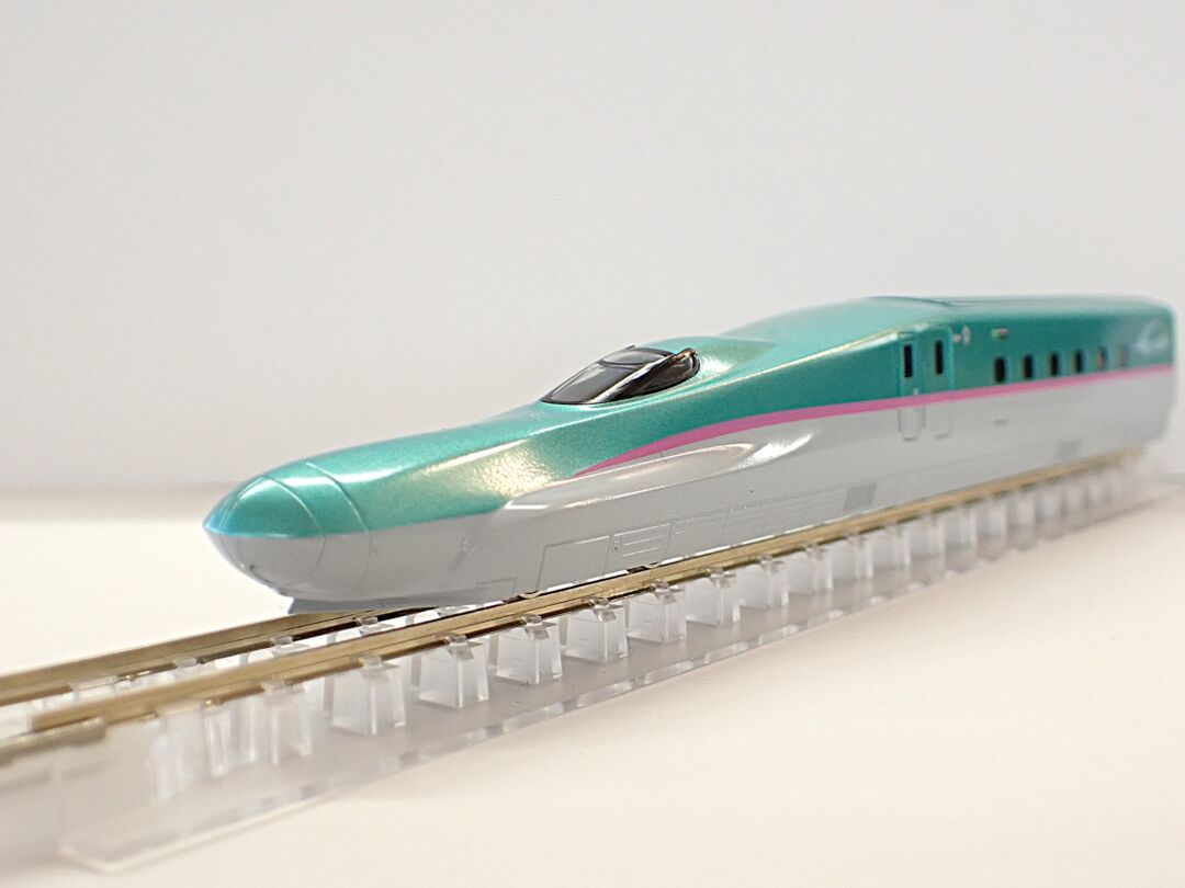 KATO E5系新幹線「はやぶさ」 増結セットB(4両) 品番：10-1971
