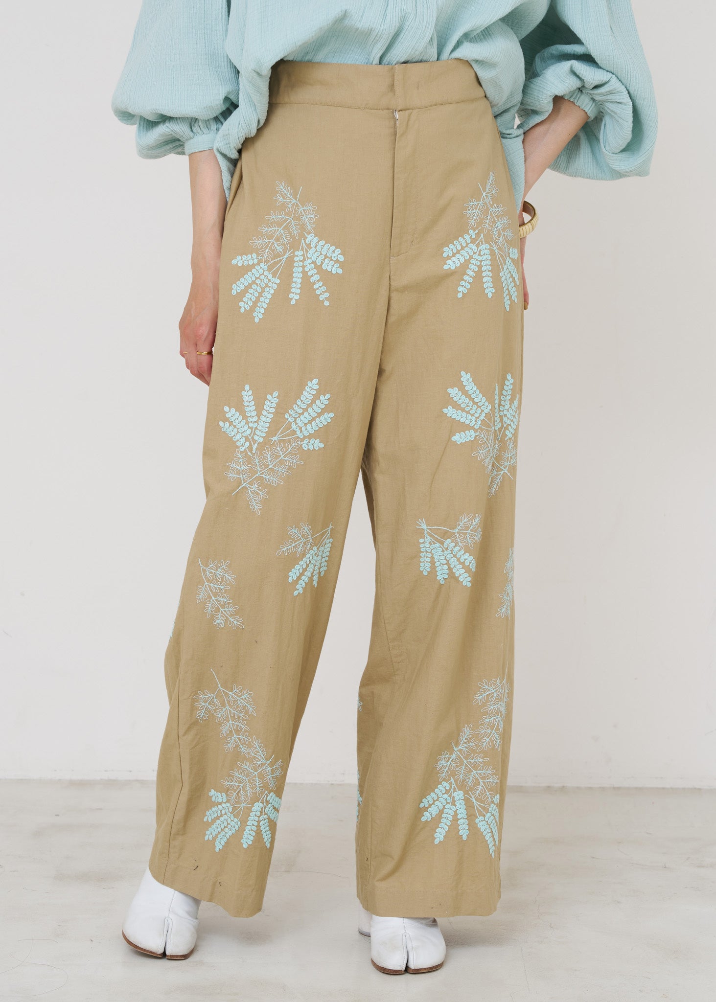 Cotton Linen Plants Embroidery Pants | Pasand by ne Quittez pas