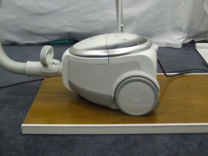 三洋、0.08μm以上の微粒子をほぼ100%キャッチするサイクロン式