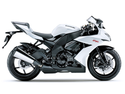 カワサキ、2009年モデル「Ninja ZX-10R」など輸出向けモデルの写真を