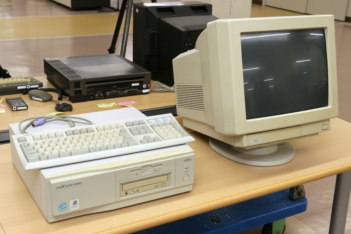 富士通のパソコン40年間ストーリー【9】第2のロケット点火は「FMV