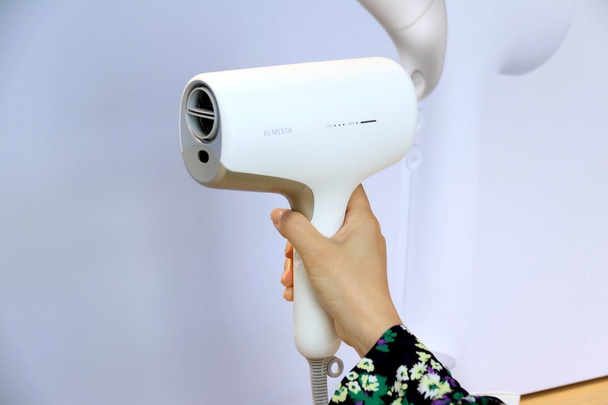 家電のパナソニックと美容のミルボンが開発したドライヤー「エルミスタ