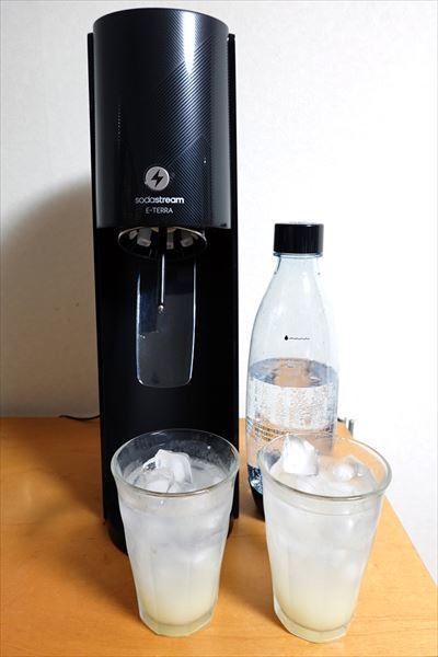 ソーダストリームの最新電動モデル「E-TERRA」レビュー - 炭酸水