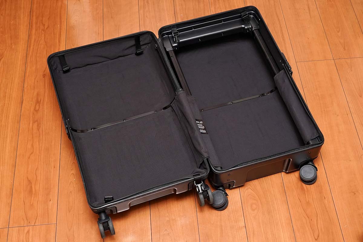 3段階で伸縮して容量が8割増に、異色の変形スーツケース「VELO Hyper