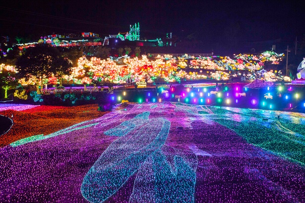日本一に輝いた真夏の夜のイルミネーションを見に行こう｜ウォーカープラス
