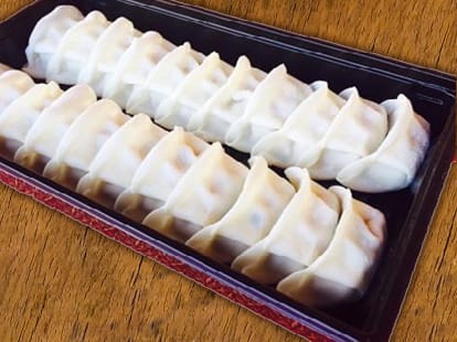 弐ノ弐 清水工場｜餃子屋 弐ノ弐