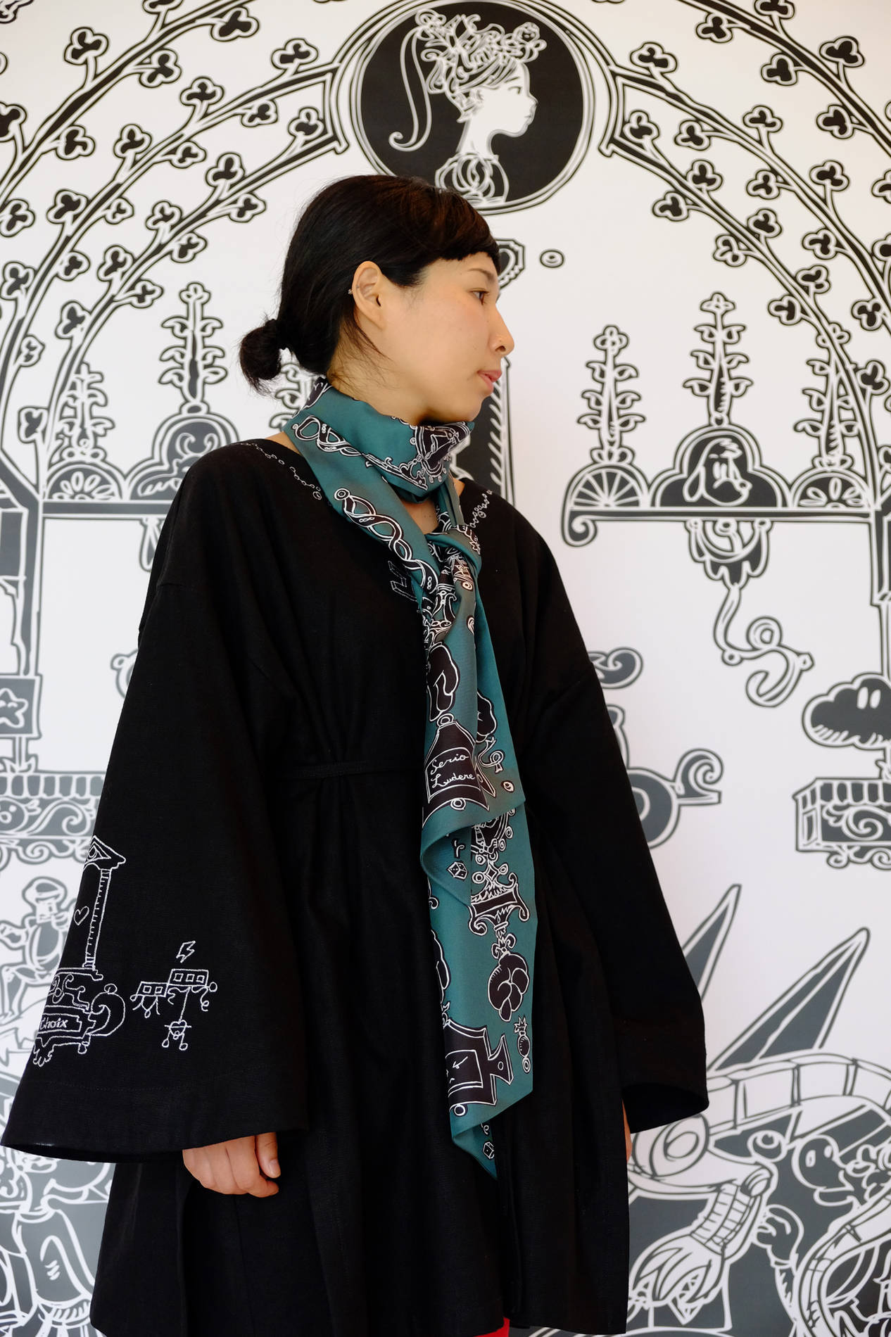 エルメス カレ、限定マキシ・ツイリー「セリオ・ルデーレ」 - Nicolas