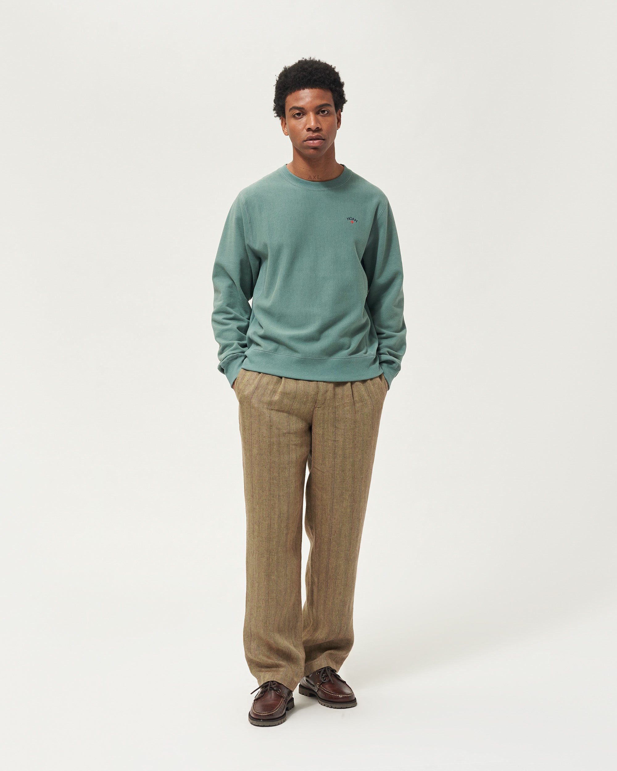 Classic Crewneck - Noah